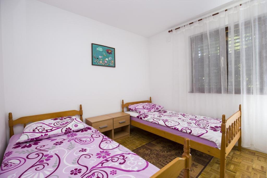 Apartman Laurus Malinska Eksteriør bilde